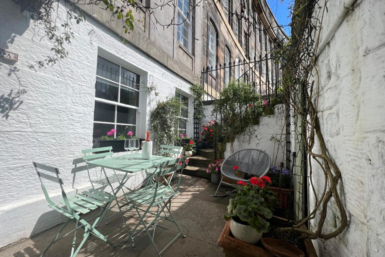 Guestready - Chic Flat In The Heart Of Edinburghアパートメント エクステリア 写真
